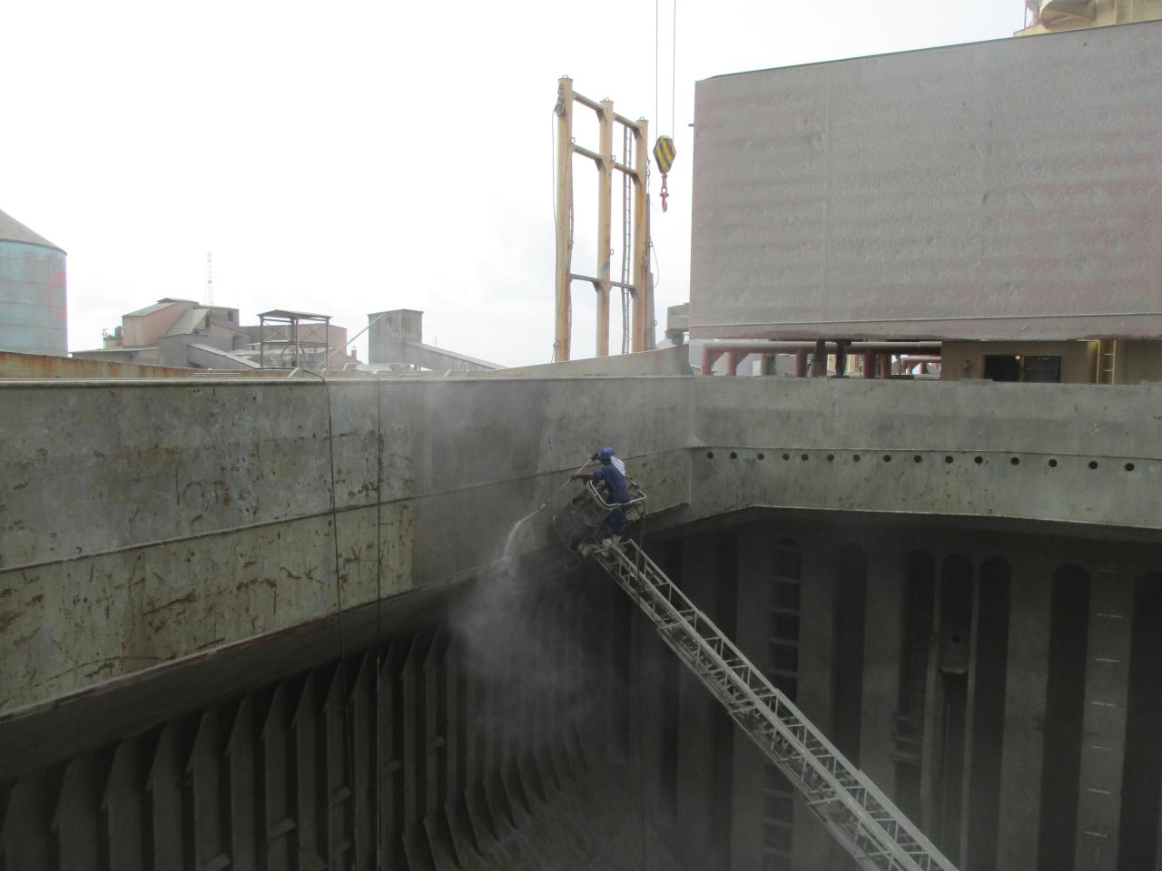 Cargo Hold Cleaning